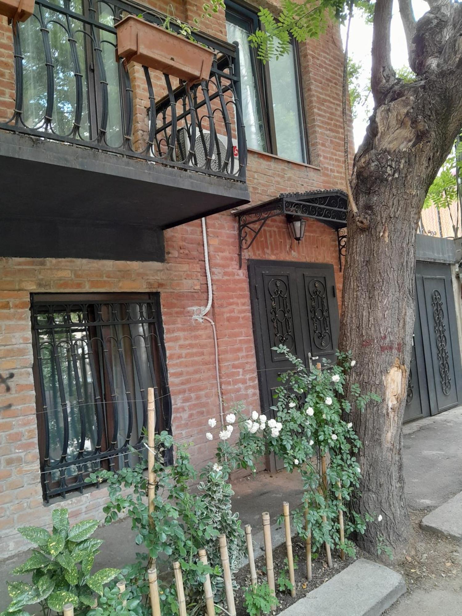 Sunflower Hotel Tbilisi ภายนอก รูปภาพ